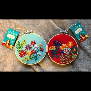 Pioneer woman floral stitched art BNWT